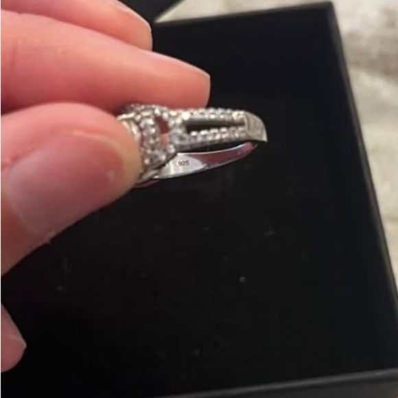 Sterling silver ring. Size 5 - Picture 3 of 4